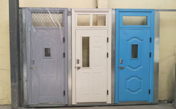 金川学校教室门