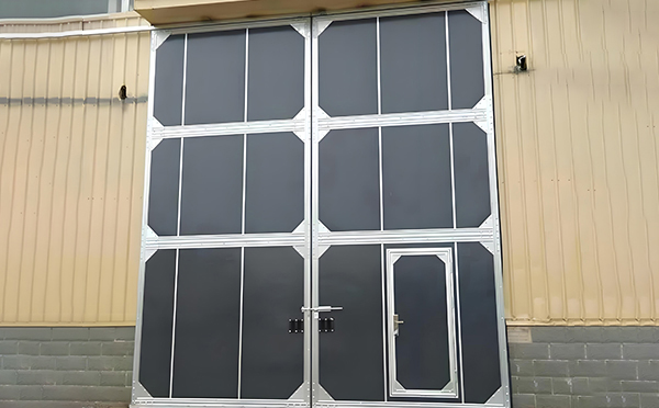 厂房金川工业门选择与维护全解析：提升效率与安全的关键要素