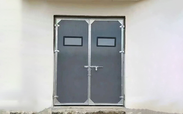 金川工业门在高温作业区域的运行表现