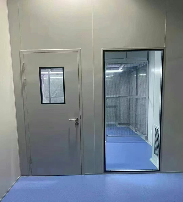 学校教学楼完成金川防火门标准化安装